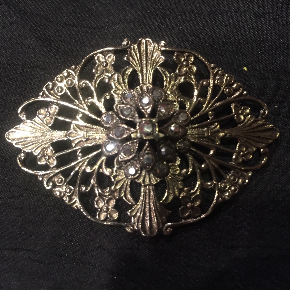 Lot of 4 Vintage brooches with rhinestones